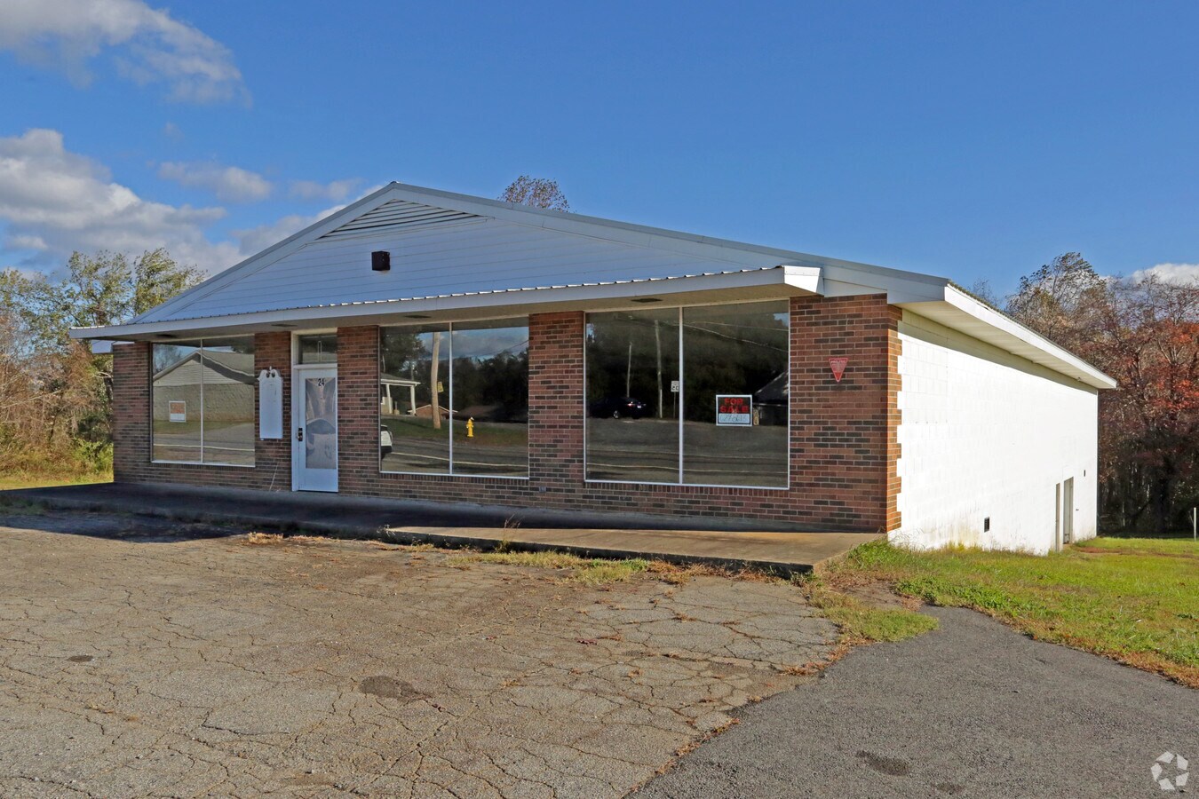 24 Stones Dairy Rd, Martinsville, VA 24112