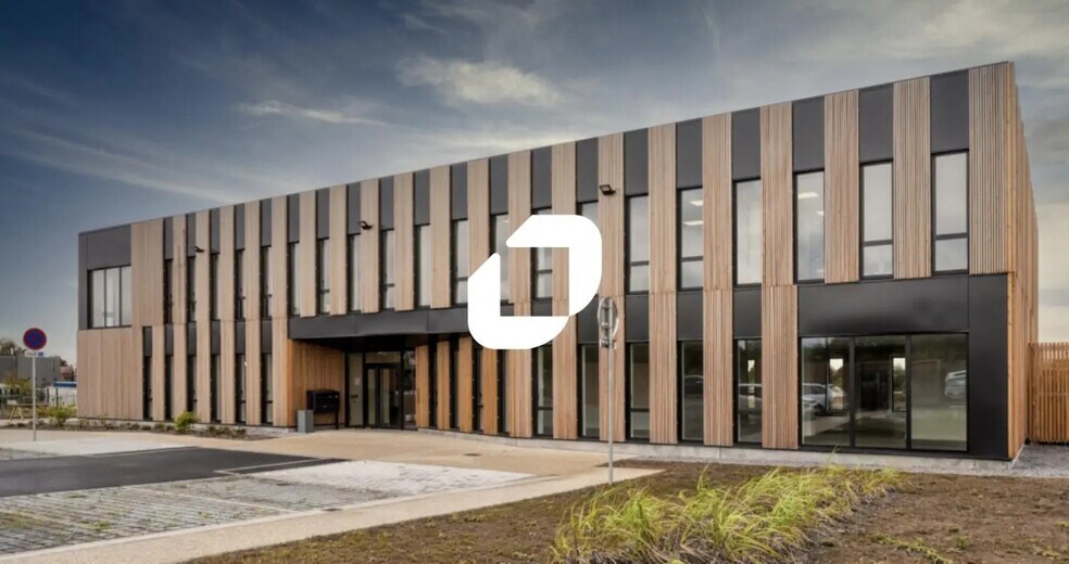 Office in Sin-le-Noble for sale - Building Photo - Image 2 of 8