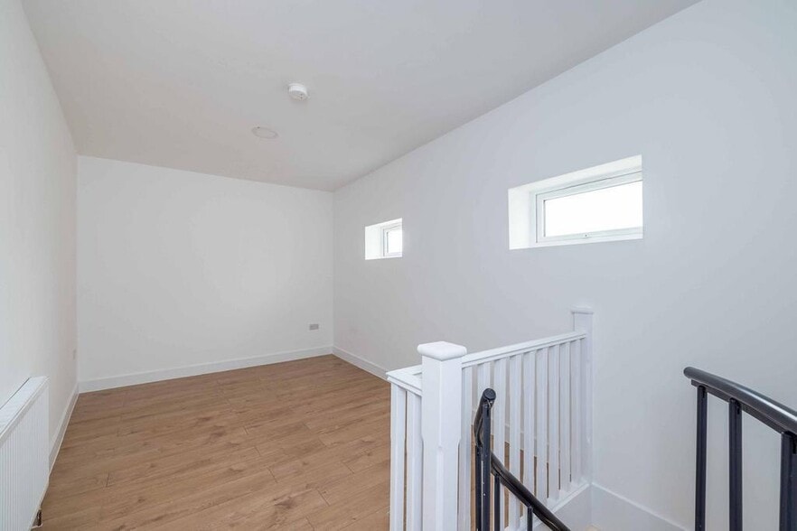 Graham Rd, Harrow for lease - Building Photo - Image 2 of 9