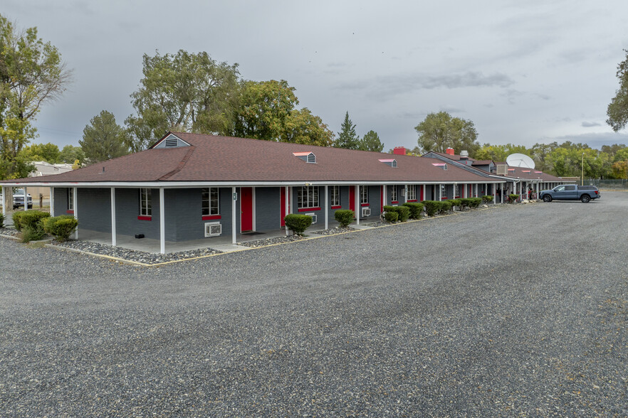 Lovelock Hospitality & Rv Park - Motel