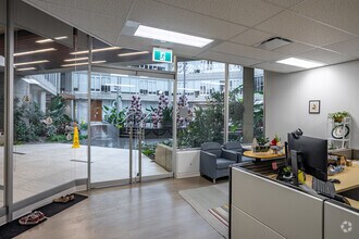 6715 8th St NE, Calgary, AB for lease Interior Photo- Image 2 of 12