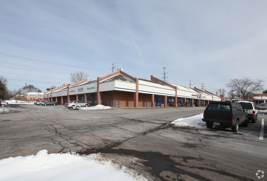 494-608 Windsor Ave, Windsor, CT for sale - Building Photo - Image 1 of 1