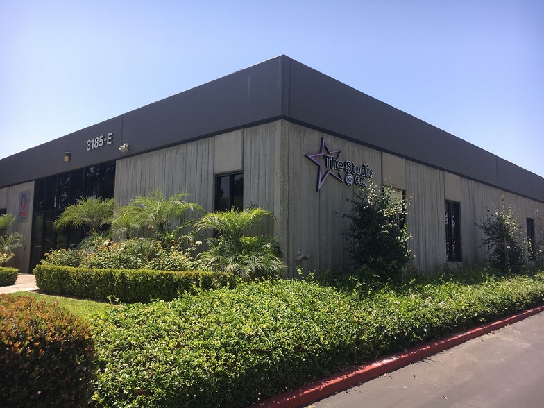 3185 Airway Ave, Costa Mesa, CA for lease - Primary Photo - Image 1 of 11