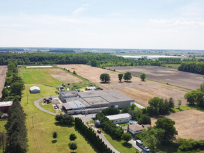 324 County Road 34, Kingsville, ON - AERIAL  map view - Image1