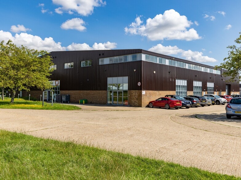 59 Wrest Park, Silsoe for lease - Building Photo - Image 2 of 32