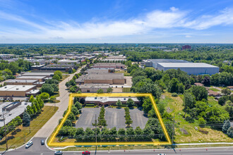 22550 Hall Rd, Clinton Township, MI - aerial  map view