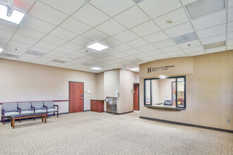 81 S Highland Springs Ave, Beaumont, CA for lease Interior Photo- Image 1 of 13