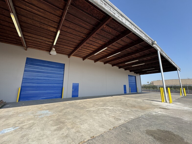 440 E Walnut Ave, Fullerton, CA for lease - Building Photo - Image 2 of 18