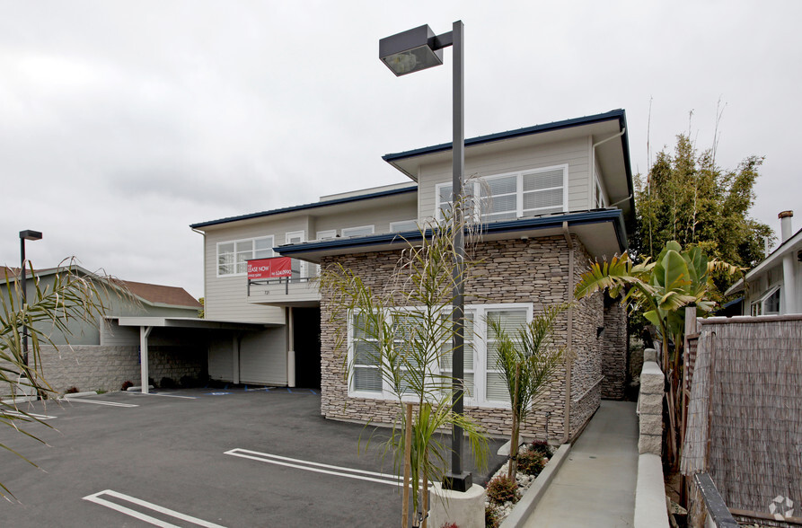 721 N Vulcan Ave, Encinitas, CA for lease - Building Photo - Image 3 of 5