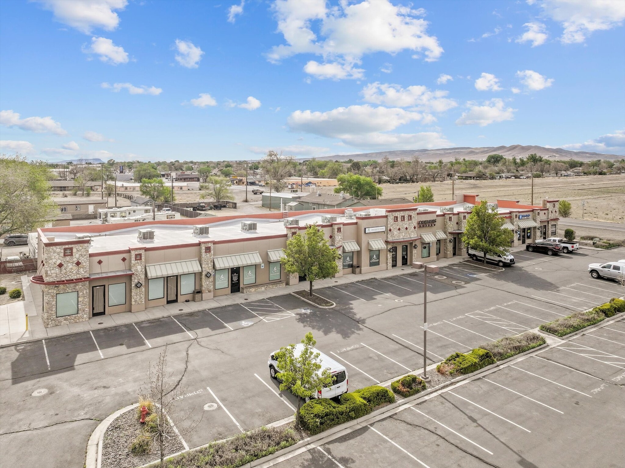 460 W Main St, Fernley, NV for sale Primary Photo- Image 1 of 77