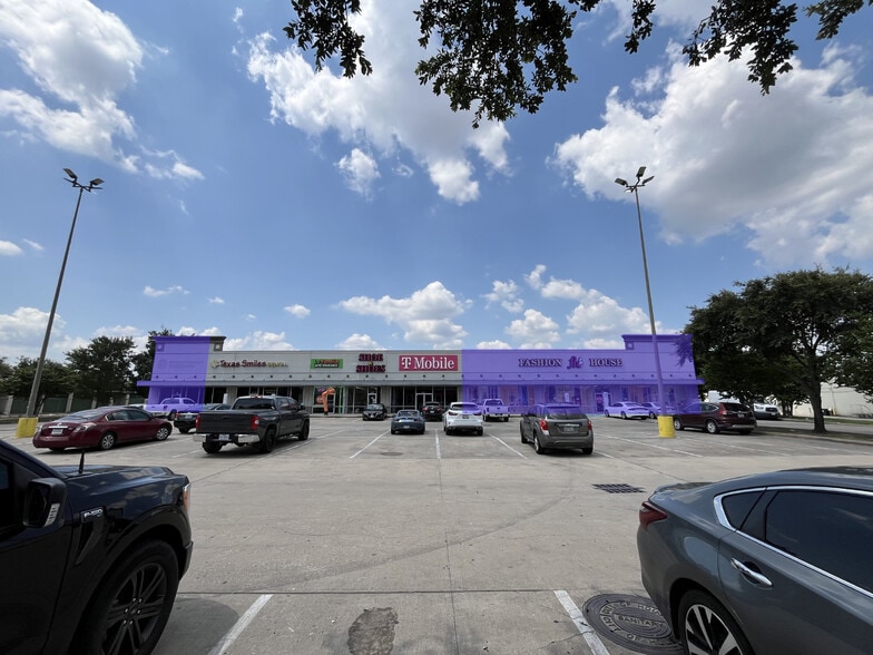 10208 Beechnut St, Houston, TX for lease - Building Photo - Image 1 of 8