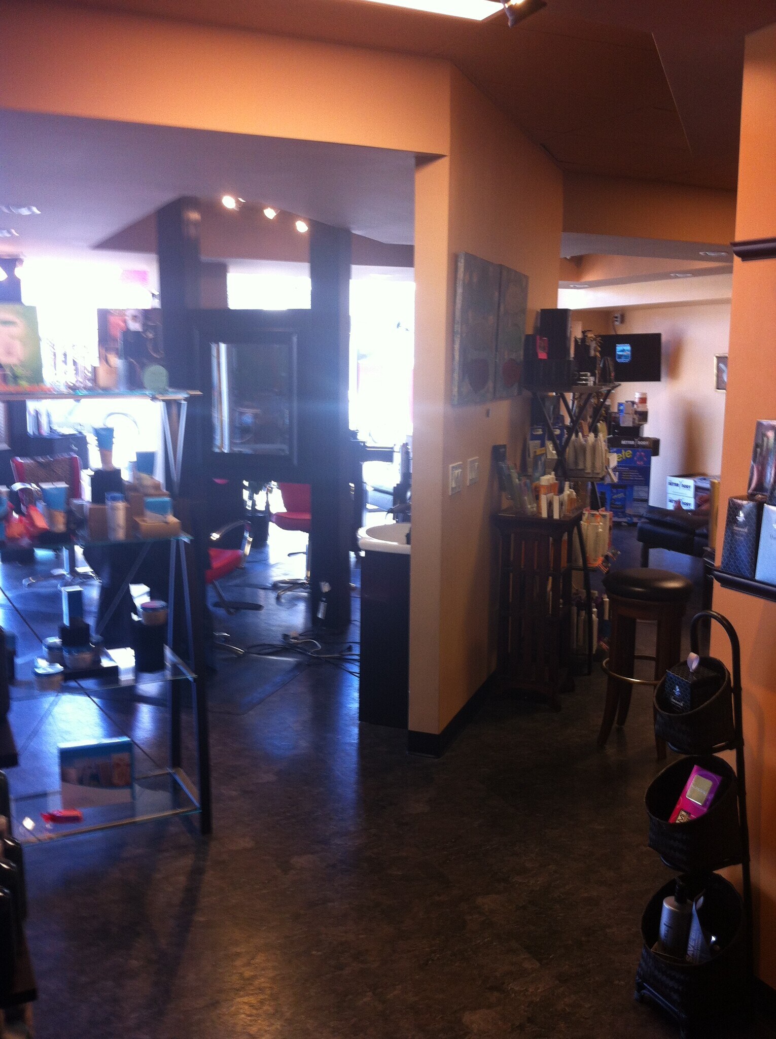 180 Kinoole St, Hilo, HI 96720 Hilo Plaza Building