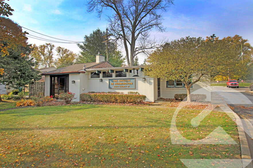 23611 Liberty St, Farmington, MI for sale - Building Photo - Image 1 of 4