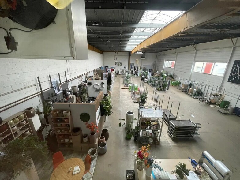 Office in Bezons for lease - Interior Photo - Image 1 of 13