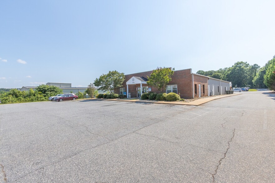 515 Camson Rd, Anderson, SC for sale - Building Photo - Image 1 of 1