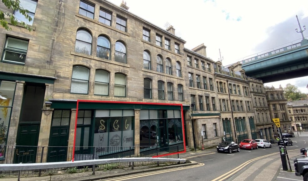 10-12 Akenside Hl, Newcastle Upon Tyne for lease - Building Photo - Image 1 of 6