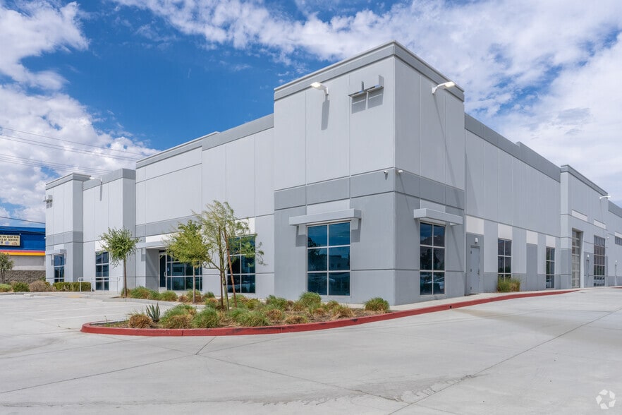 7325 Old 215 Frontage Rd. & Alessandro Blvd, Riverside, CA for sale - Primary Photo - Image 1 of 1