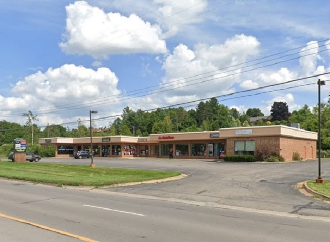 5750-5782 N Us-31, Williamsburg, MI for lease - Building Photo - Image 1 of 1