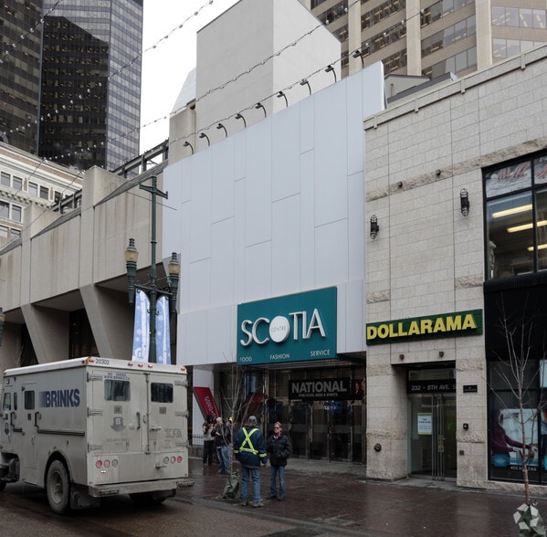 700 2 St SW, Calgary, AB for lease - Building Photo - Image 2 of 25