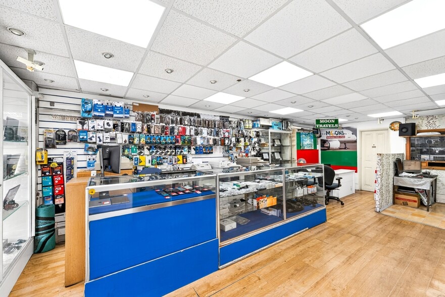 233 London Rd, Croydon for lease - Building Photo - Image 2 of 9