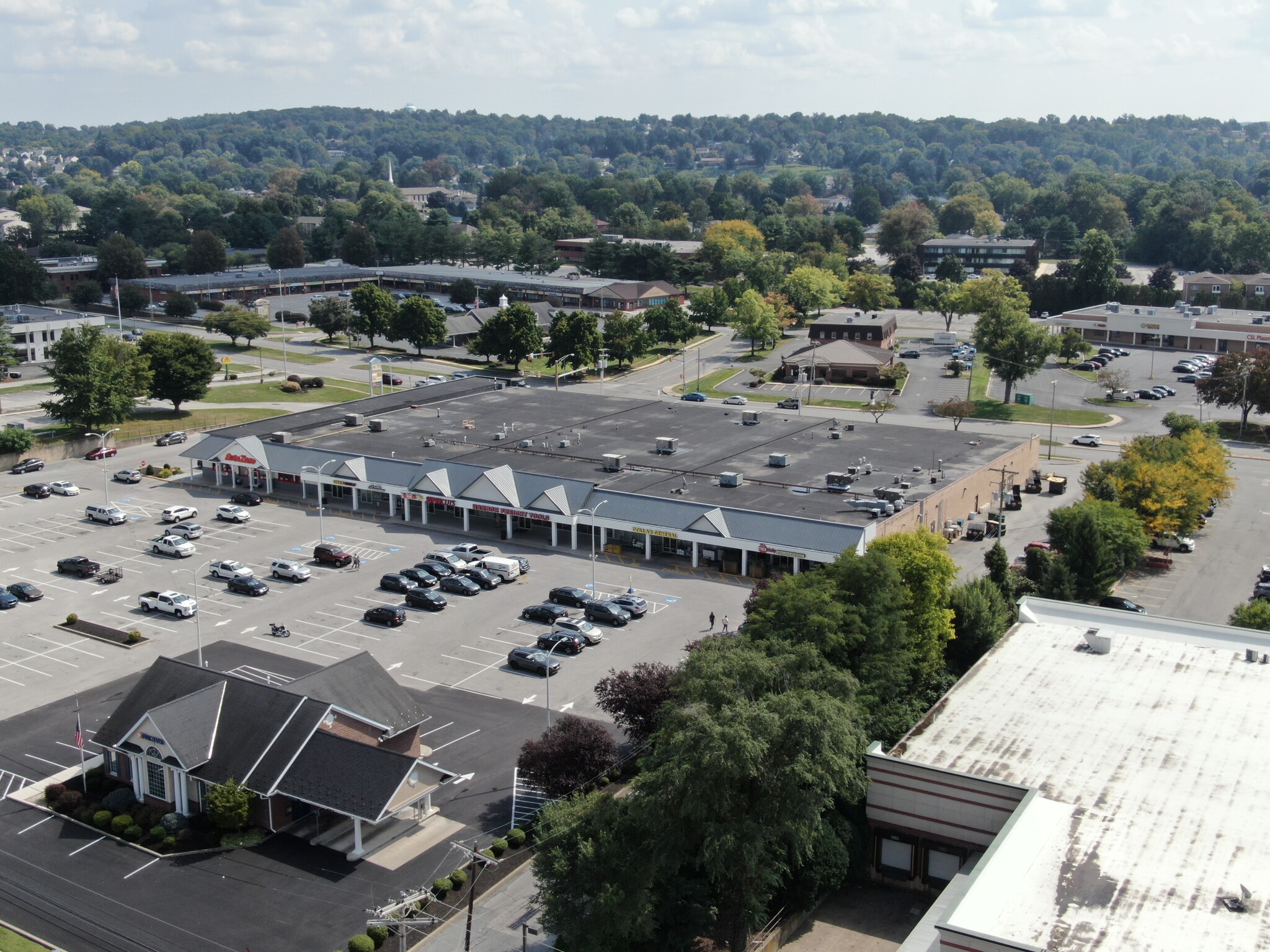 2430-2496 E Market St, York, PA for lease Building Photo- Image 1 of 2