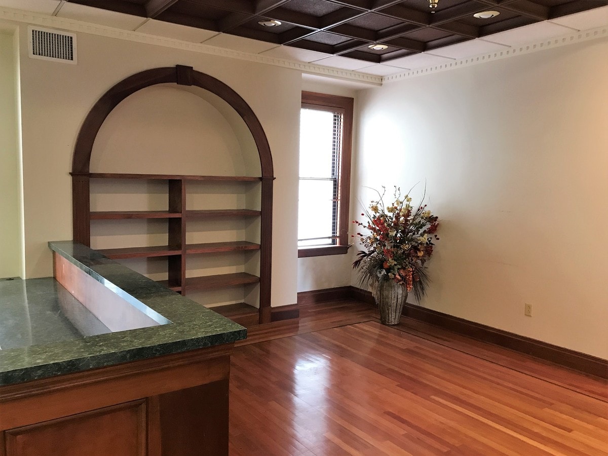 32 20th St, Wheeling, WV 26003 The Maxwell Centre