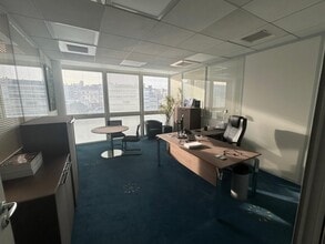 165 Avenue Du Prado, Marseille for lease Interior Photo- Image 2 of 5