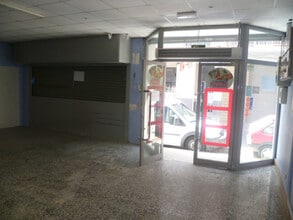 Retail in Santa Margarida de Montbui, Barcelona for lease Interior Photo- Image 2 of 7