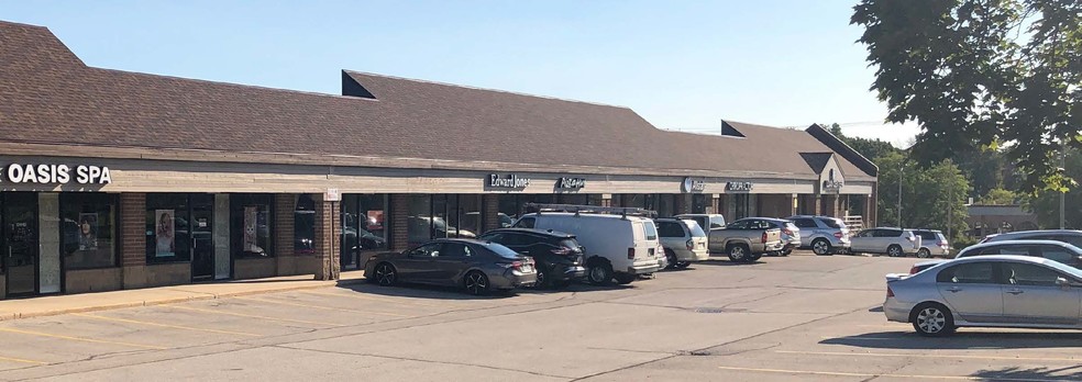 12400-12450 W National Ave, New Berlin, WI for lease - Building Photo - Image 2 of 6