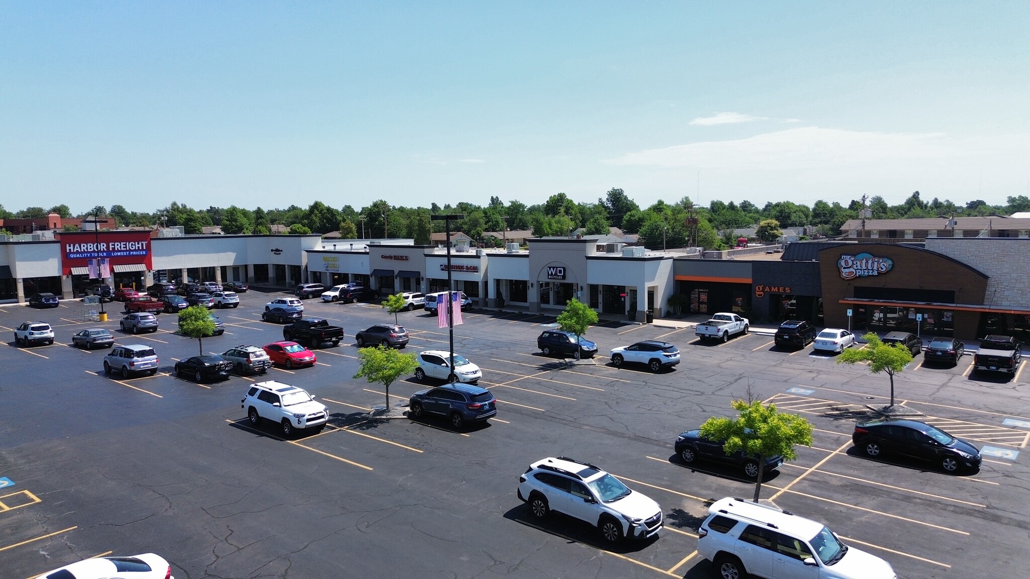 9412-9494 N May Ave, Oklahoma City, OK for lease Building Photo- Image 1 of 23