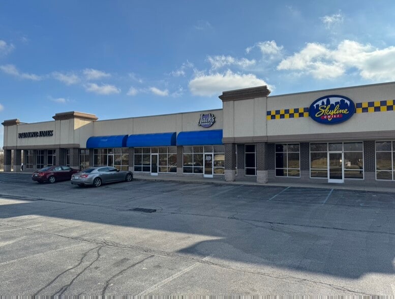 2643-2649 Enterprise Dr, Anderson, IN for lease - Building Photo - Image 2 of 12