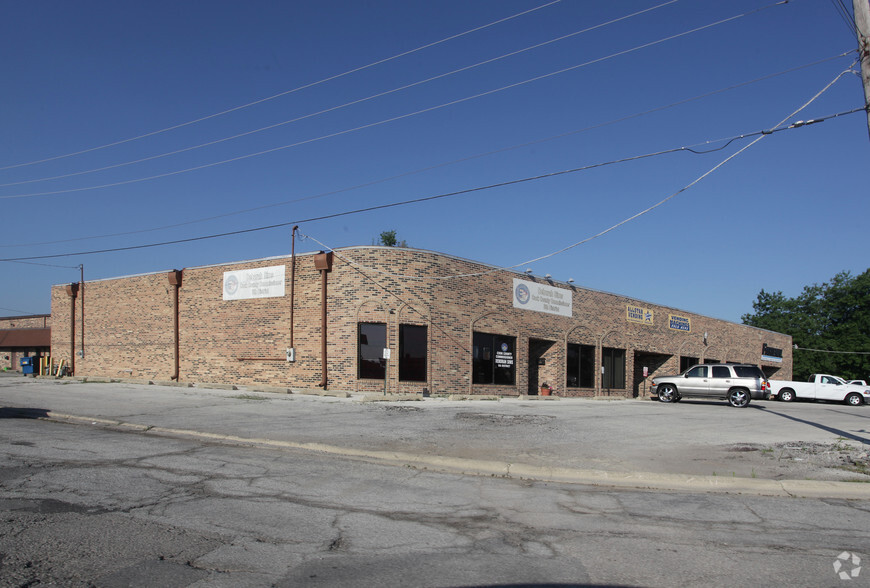 2515-2555 Veterans Dr, Posen, IL for lease - Primary Photo - Image 1 of 8