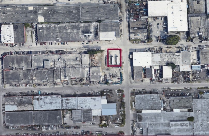 Land in Miami, FL for lease - Primary Photo - Image 1 of 1