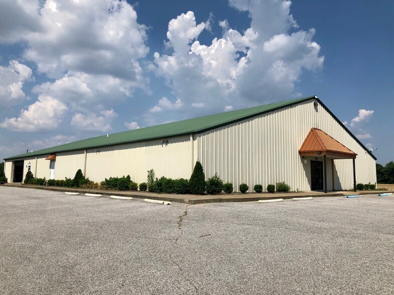4617 Sutherland Rd, Owensboro, KY for lease - Primary Photo - Image 1 of 26