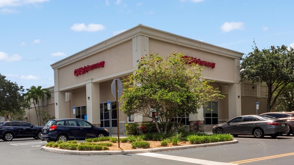 645 N University Dr, Coral Springs, FL for lease - Primary Photo - Image 1 of 3