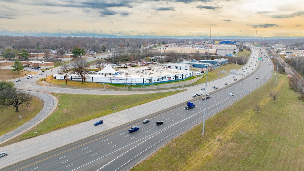 5400 Antioch Dr, Merriam, KS for sale - Aerial - Image 1 of 11