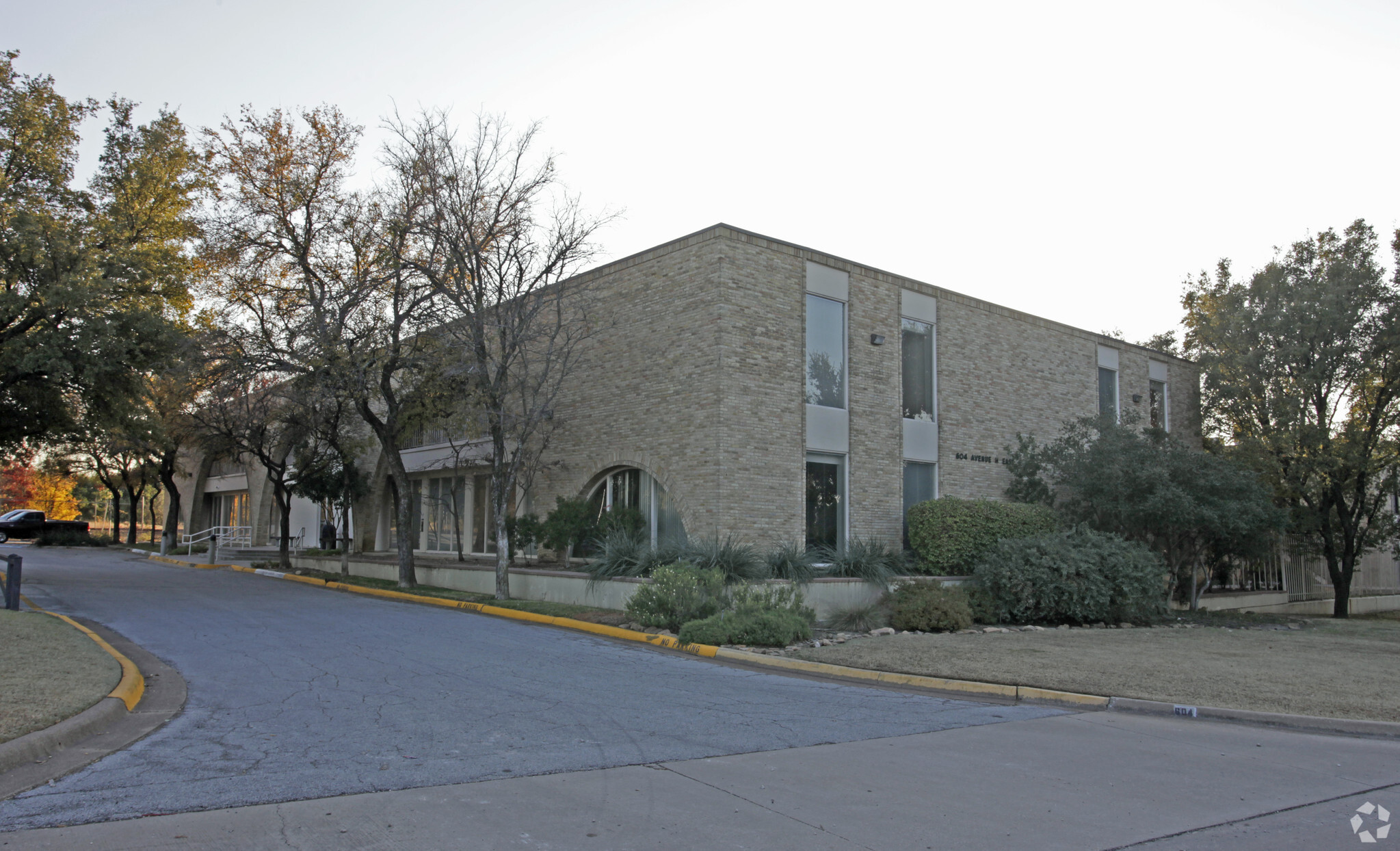 2670 E Lamar Blvd, Arlington, TX for sale Primary Photo- Image 1 of 3