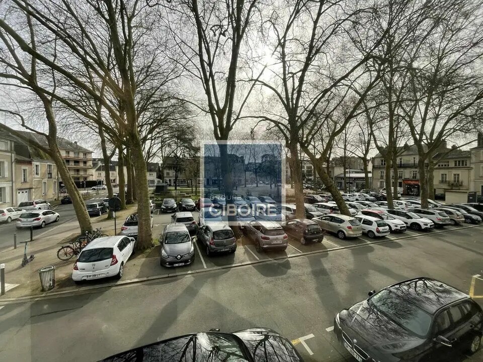 Office in Angers for lease Primary Photo- Image 1 of 7