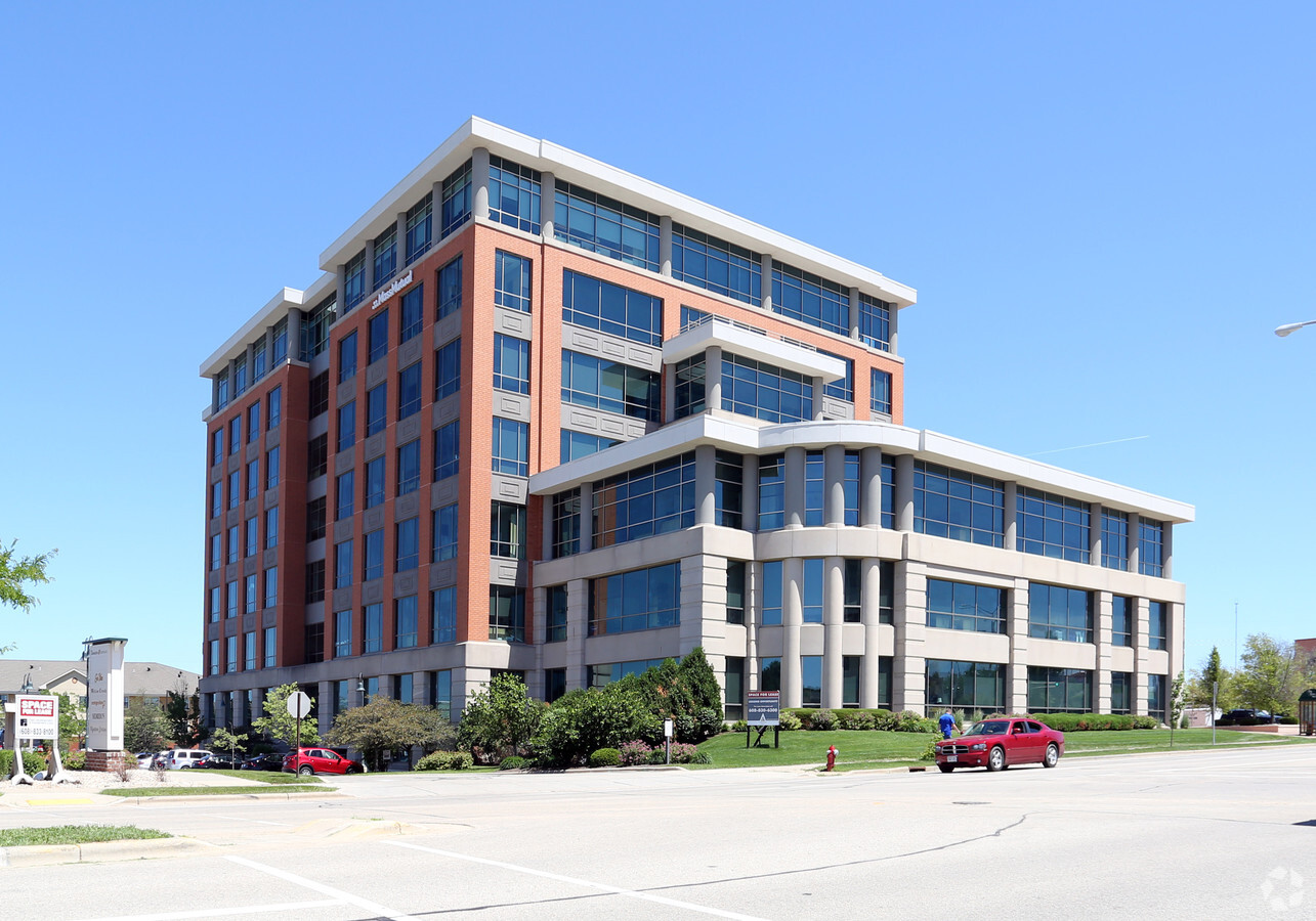 525 Junction Rd, Madison, WI 53717 - Office for Lease | LoopNet.com