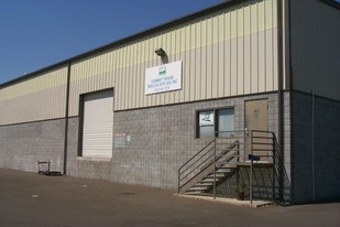 4621 Grumman Dr, Medford OR - Warehouse