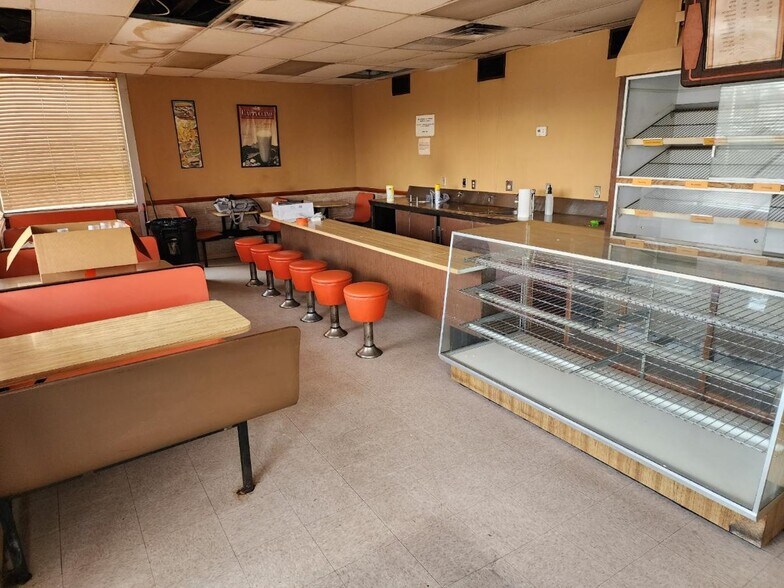 5527 N Keystone Ave, Indianapolis, IN 46220