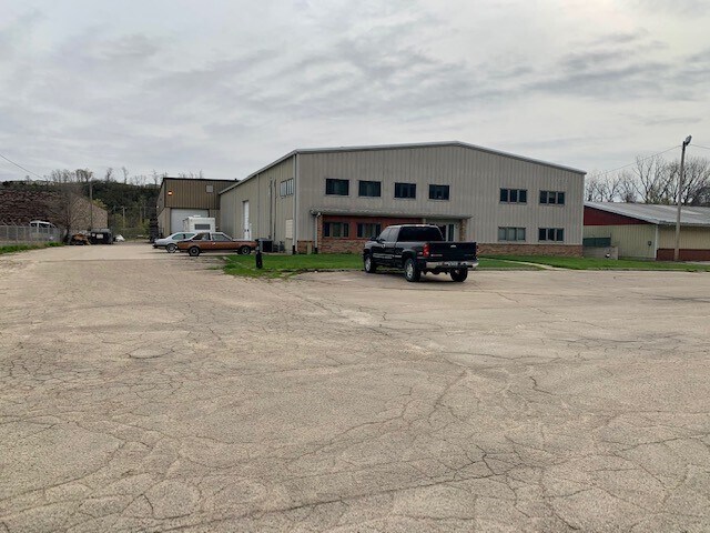 10501 Route 52 N, Dubuque, IA for sale Building Photo- Image 1 of 1