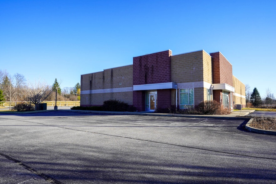 30 Jimmo Dr, Colchester, VT for sale - Primary Photo - Image 1 of 12