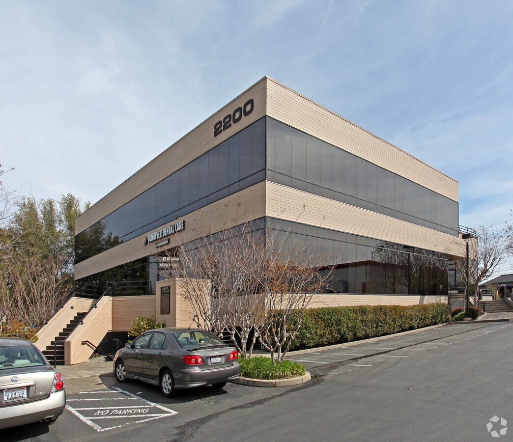 2200 Sunrise Blvd, Rancho Cordova, CA 95670