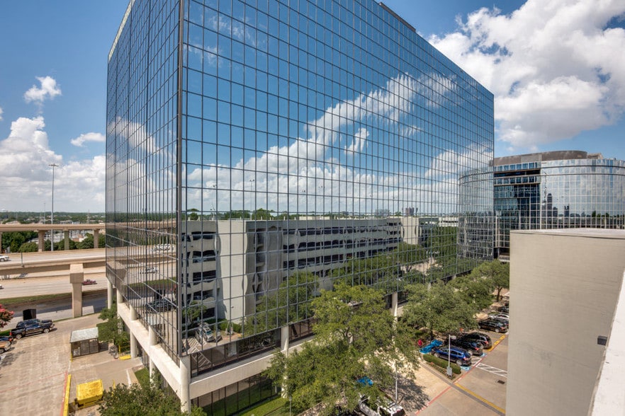 8360 Lyndon B Johnson Fwy, Dallas, TX for sale - Building Photo - Image 2 of 32