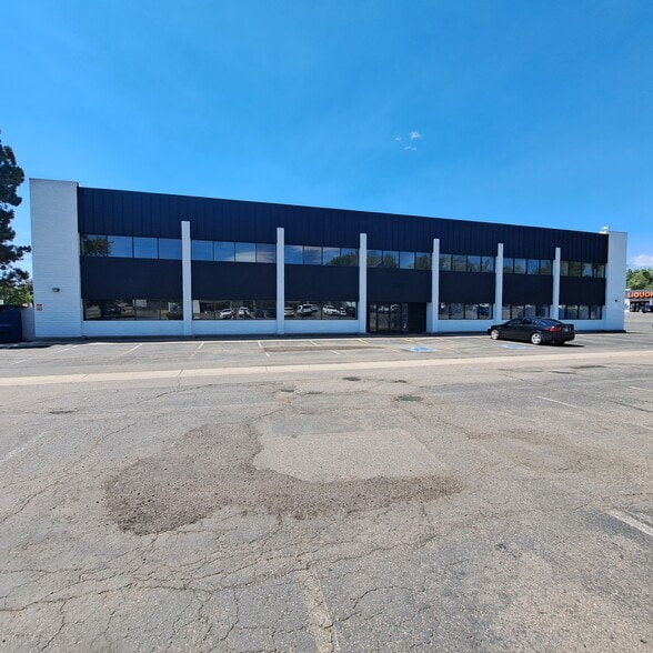2009 Wadsworth Blvd, Lakewood, CO for lease - Building Photo - Image 1 of 11