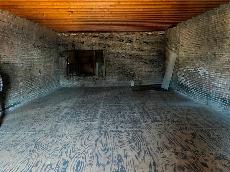 5734 Ashland Ave, Chicago, IL for sale - Building Photo - Image 3 of 6