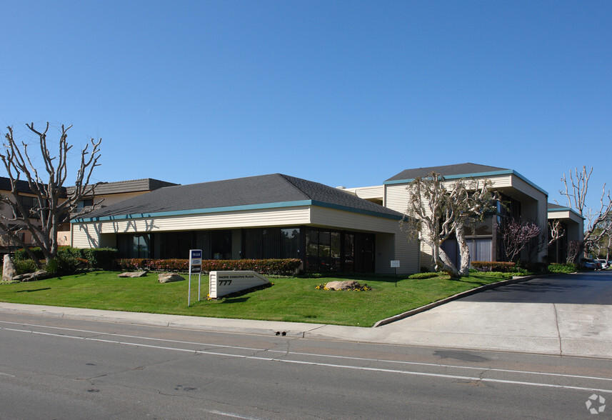 777 S Highway 101, Solana Beach, CA for lease - Building Photo - Image 1 of 6