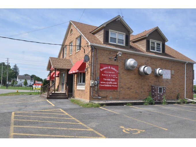 4572 Clark St, Hamburg, NY for sale Building Photo- Image 1 of 1