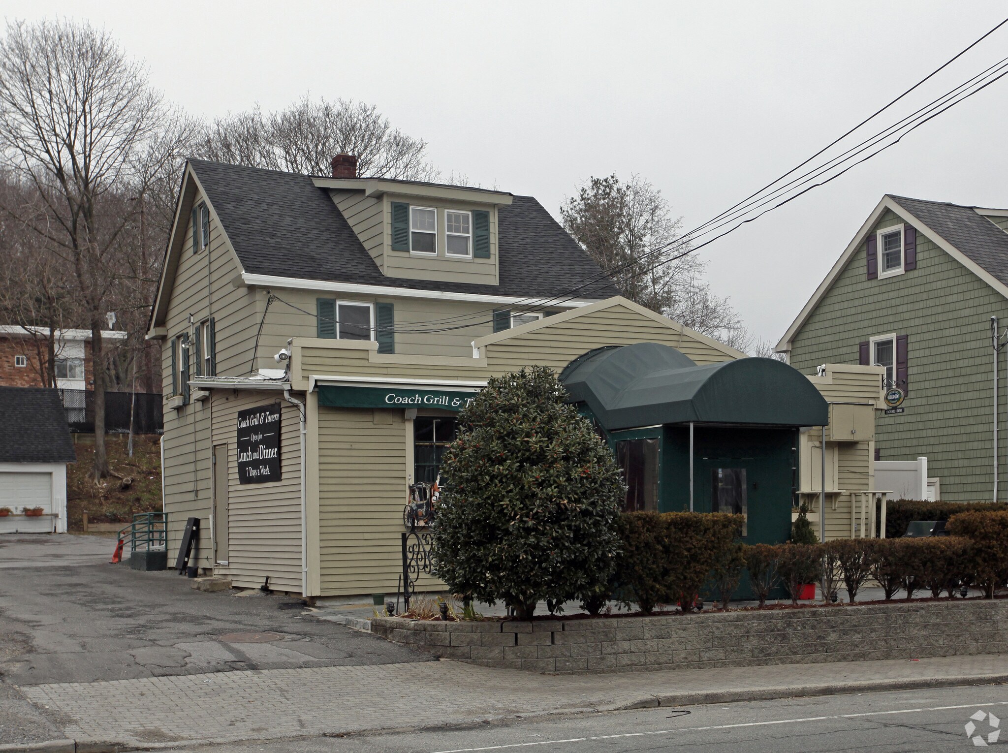 22 Pine Hollow Rd, Oyster Bay, NY 11771 W.H.